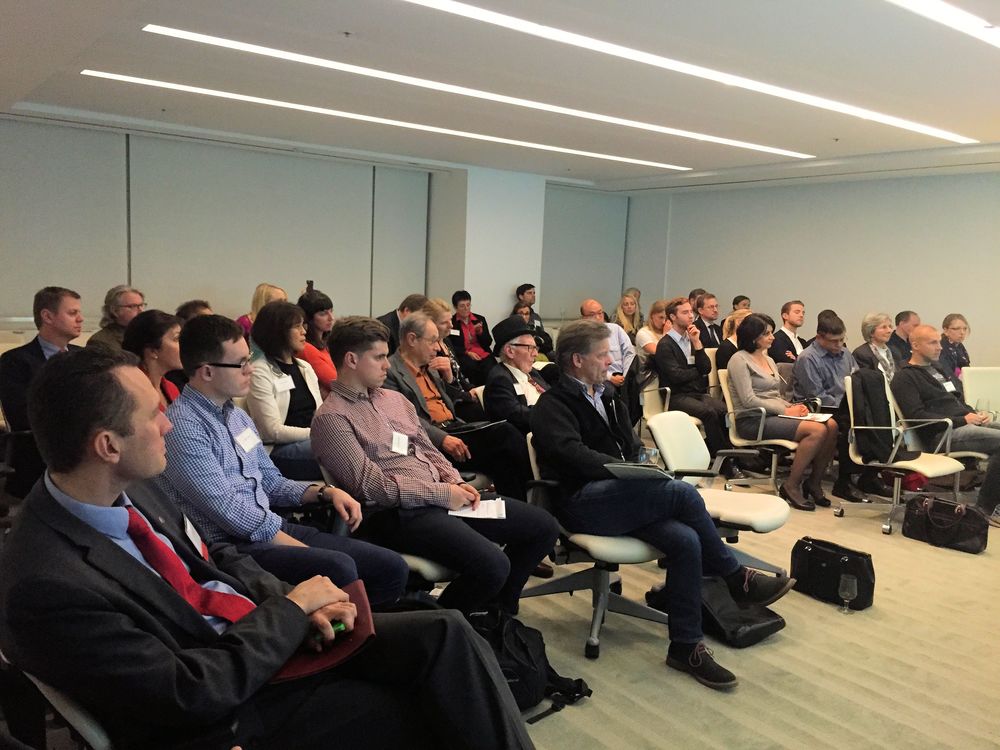 Silicon Vikings members listening to a speaker on Life Science